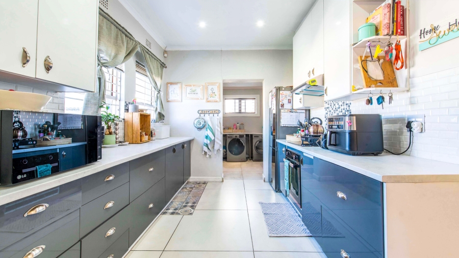 5 Bedroom Property for Sale in Bonny Brook Western Cape